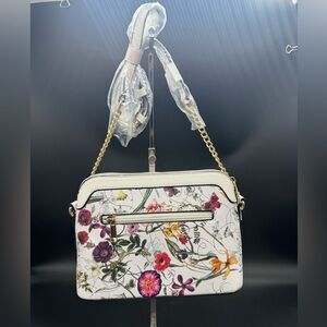 Classic Flower Print  Dome Crossbody Bag
